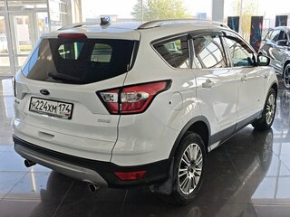 2017 Ford Kuga II Рестайлинг, белый, 1599000 рублей, вид 3