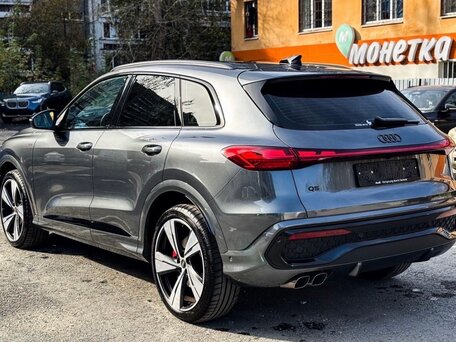 2026 Audi Q5 40 TFSI III (GU), серый, 5750070 рублей, вид 5