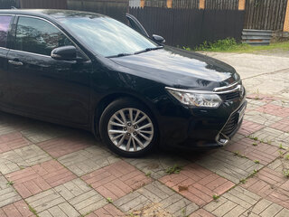 2014 Toyota Camry VII (XV50), чёрный, 2150000 рублей, вид 3