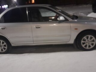 2006 Kia Spectra I Рестайлинг 2, серебристый, 280000 рублей, вид 3