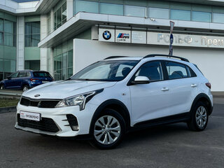 2021 Kia Rio X IV Рестайлинг, белый, 1309000 рублей, вид 1