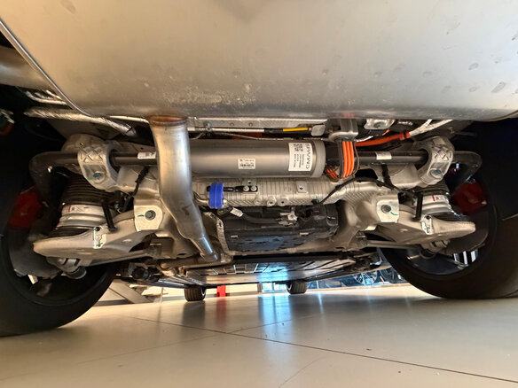 2026 Zeekr 8X 70 kWh, чёрный, 11890000 рублей - вид 36