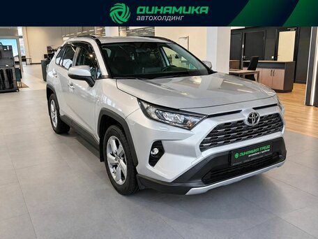 2021 Toyota RAV4 V (XA50), серый, 3399000 рублей, вид 1