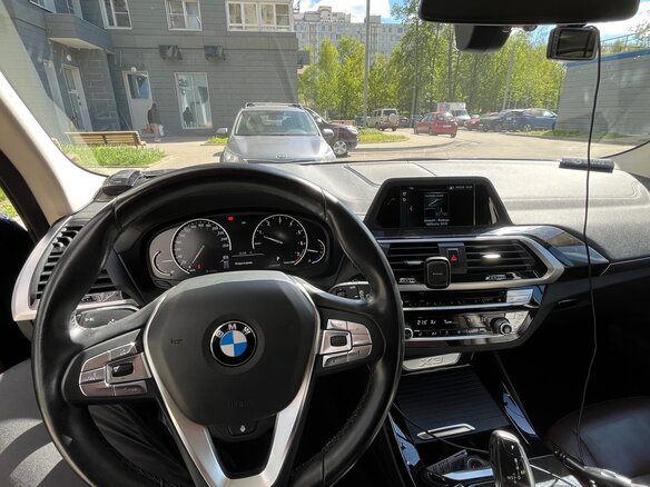 2019 BMW X3 20i xDrive III (G01), синий, 3590000 рублей - вид 4