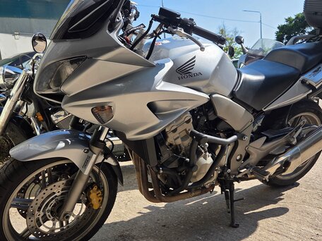 2026 Honda CBF 1000, серый, 560000 рублей, вид 2