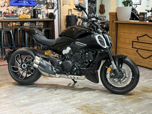 2025 Ducati Diavel V4, чёрный, 3300000 рублей - вид 24