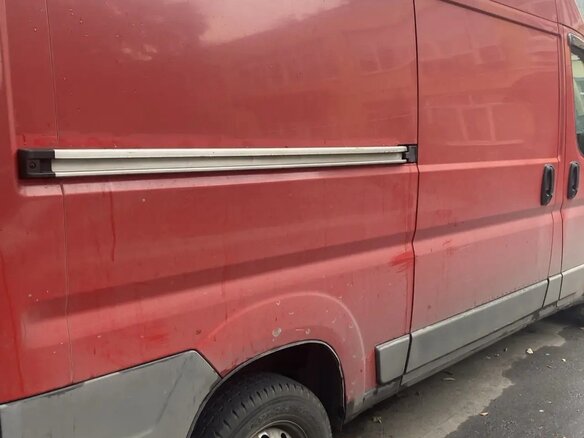 2012 Peugeot Boxer, красный, 1700000 рублей - вид 11