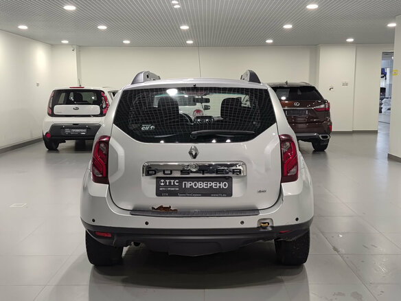 2015 Renault Duster I Рестайлинг, серебристый, 970000 рублей - вид 5