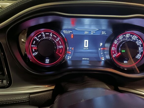 2021 Dodge Challenger III Рестайлинг 2, серый, 3500000 рублей - вид 11