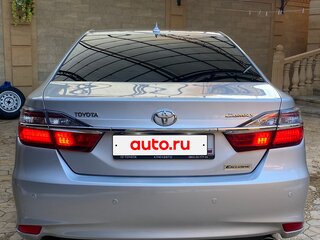 2016 Toyota Camry VII (XV50) Рестайлинг, серебристый, 2050000 рублей, вид 5