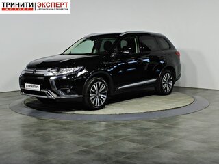 2018 Mitsubishi Outlander III Рестайлинг 3, чёрный, 2045000 рублей, вид 1