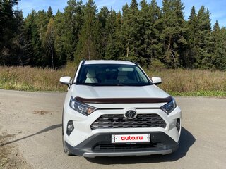 2020 Toyota RAV4 V (XA50), белый, 2850000 рублей, вид 2