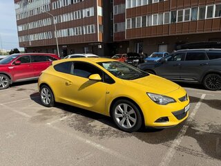 2014 Opel Astra GTC J Рестайлинг, жёлтый, 865000 рублей, вид 2