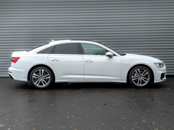 2021 Audi A6 45 TFSI V (C8), белый, 4150000 рублей - вид 3