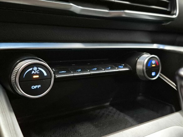 2022 Geely Coolray I, чёрный, 1250000 рублей - вид 15