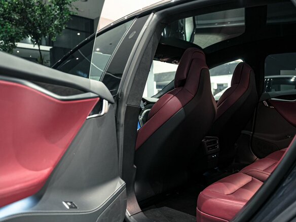 2019 Tesla Model S Performance I Рестайлинг, серый - вид 20