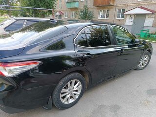 2018 Toyota Camry VIII (XV70), чёрный, 2550000 рублей, вид 4