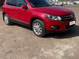 2011 Volkswagen Tiguan I Рестайлинг, красный, 1150000 рублей, вид 5