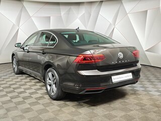 2020 Volkswagen Passat B8 Рестайлинг, коричневый, 2361000 рублей, вид 4