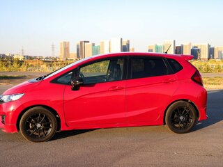 2016 Honda Fit III, красный, 1300000 рублей, вид 4