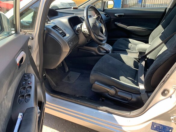 2009 Honda Civic Hybrid VIII Рестайлинг, серебристый, 675000 рублей - вид 9