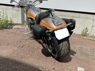 2006 Harley-Davidson V-Rod, золотистый, 1395000 рублей, вид 2