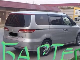 2005 Honda Elysion I, серый, 1250000 рублей, вид 3