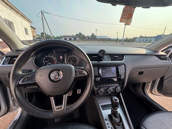 2013 Skoda Octavia III (A7), серебристый, 1290000 рублей - вид 17