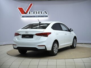 2018 Hyundai Solaris II, белый, 1050000 рублей, вид 5