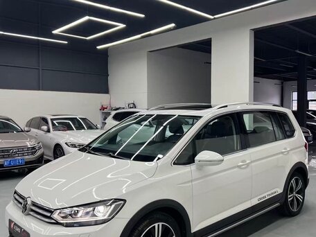 2020 Volkswagen Touran Cross L II, белый, 1900000 рублей, вид 2