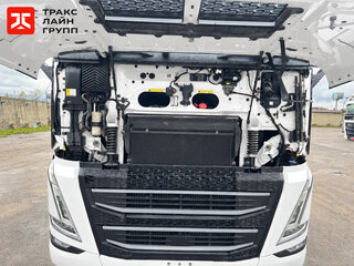 2024 Volvo FH, белый, 19500000 рублей, вид 3