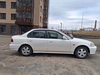 1999 Honda Civic Ferio II, белый, 250000 рублей, вид 2
