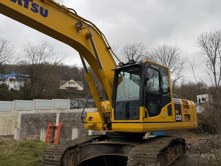 2021 Komatsu PC220-8, 8500000 рублей, вид 4
