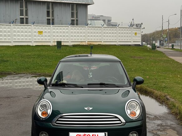2008 Mini Hatch One II (R56), зелёный, 1000000 рублей - вид 2