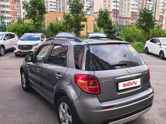 2010 Suzuki SX4 I (Classic) Рестайлинг, серебристый, 790000 рублей - вид 3
