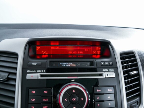 2014 Kia Venga I Рестайлинг, белый, 1220000 рублей - вид 13