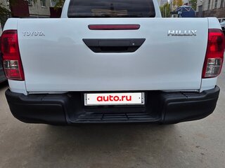 2019 Toyota Hilux VIII, белый, 2400000 рублей, вид 2