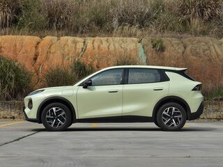 2026 Changan Qiyuan Q05 51.9 kWh II, зелёный, 2266000 рублей, вид 3