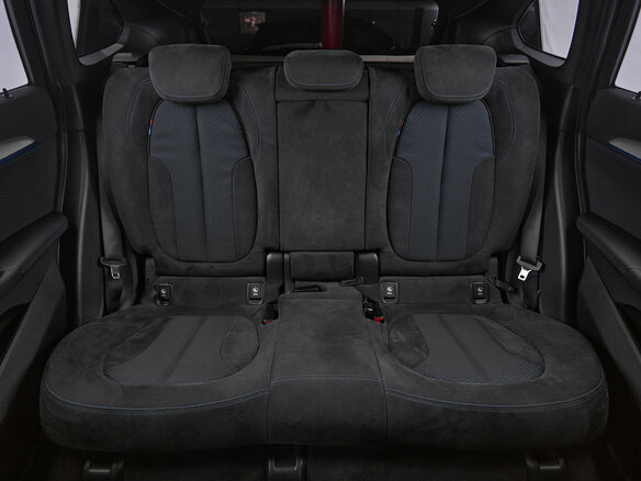 2019 BMW X1 20i xDrive II (F48), чёрный - вид 19