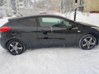 2013 Kia Ceed II, чёрный, 1020000 рублей, вид 2
