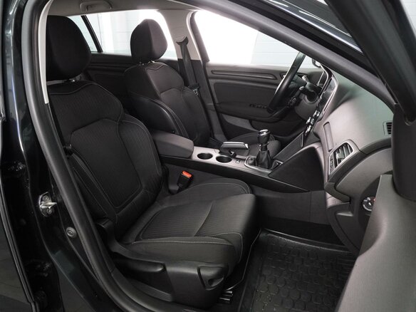 2018 Renault Megane IV, чёрный, 1239000 рублей - вид 7