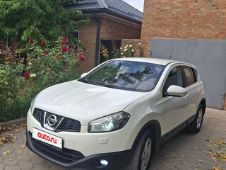 2012 Nissan Qashqai I Рестайлинг, белый, 1055000 рублей, вид 1