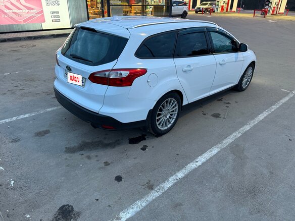 2013 Ford Focus III, белый, 530000 рублей - вид 4