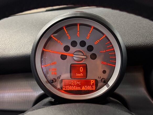 2008 Mini Hatch Cooper S II (R56), серебристый, 950000 рублей - вид 14