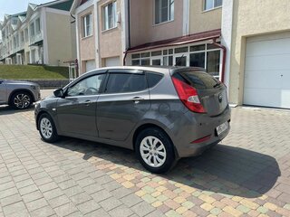 2014 Hyundai Solaris I Рестайлинг, серый, 679000 рублей, вид 5