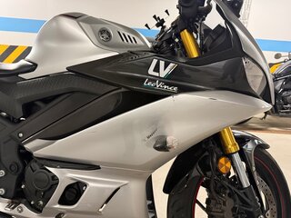2020 Yamaha YZF-R3, серый, 450000 рублей, вид 2