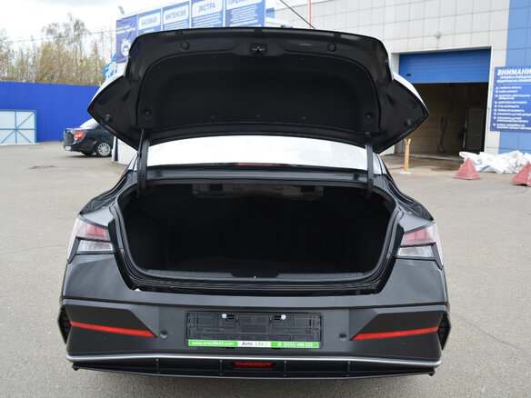 2026 Hyundai Elantra VII (CN7) Рестайлинг, чёрный, 2199000 рублей - вид 14