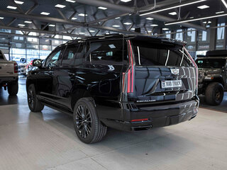 2025 Cadillac Escalade V Рестайлинг, чёрный, 18776513 рублей, вид 2