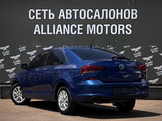 2021 Volkswagen Polo VI, синий, 1530000 рублей, вид 5