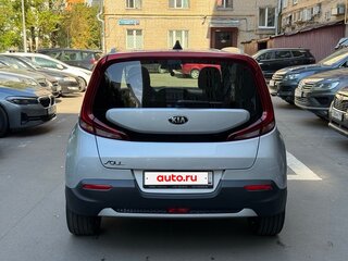 2019 Kia Soul III, серебристый, 1830000 рублей, вид 5